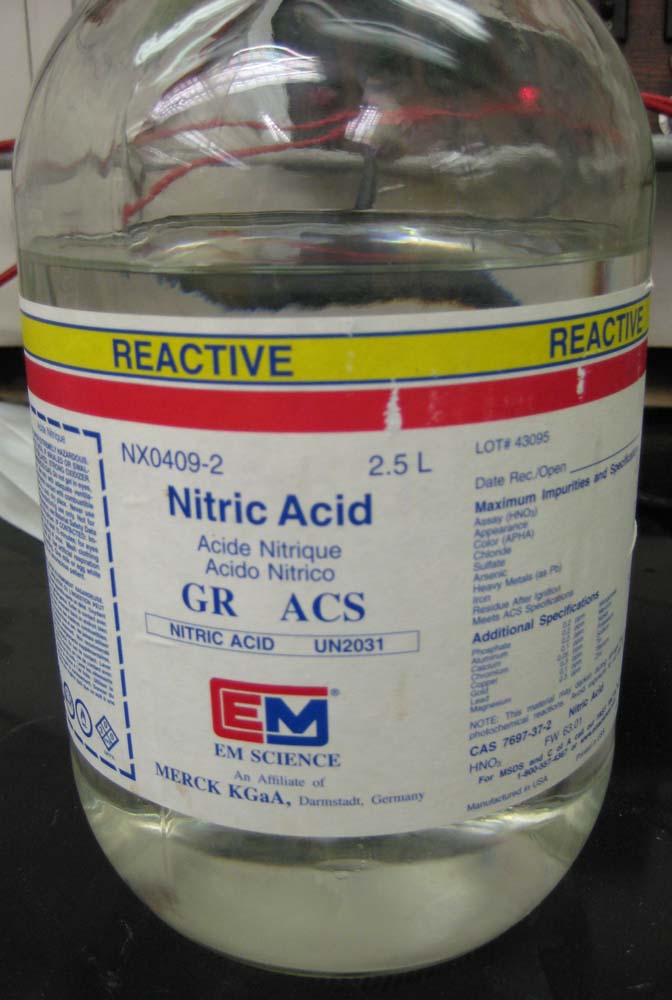 Axit nitric tinh khiết